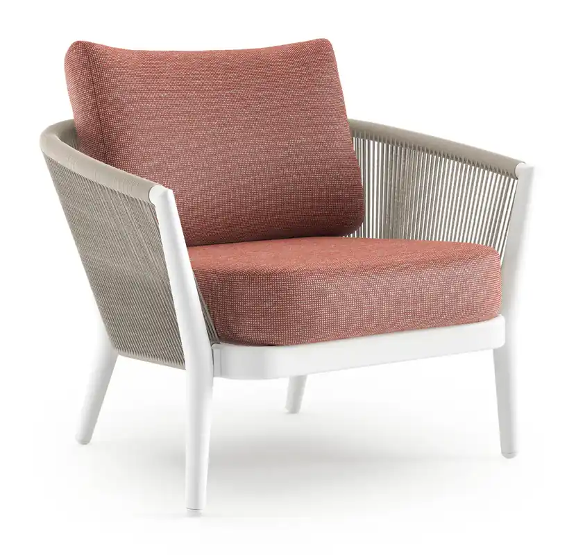 Orso loungestoel in wit aluminium en beige verticaal geweven ronde rope met Slow Alezan all weather sunbrella® luxe kussen Koop Vandaag