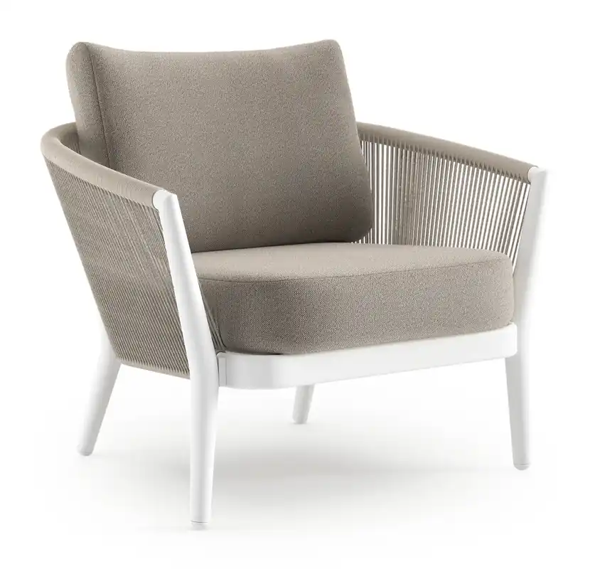 Orso loungestoel in wit aluminium en beige verticaal geweven ronde rope met Savane Coconut all weather sunbrella® luxe kussen Hete Deal