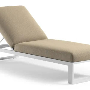 Weekendaanbieding Verato verstelbaar ligbed in wit aluminium met althea camel all weather Cosytica kussen