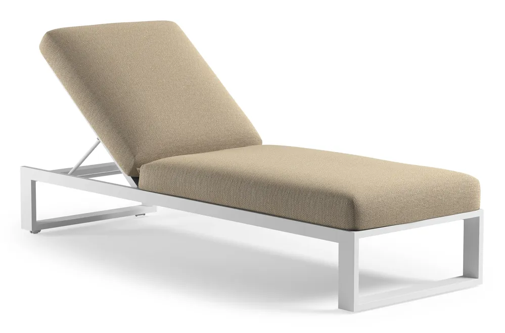 Weekendaanbieding Verato verstelbaar ligbed in wit aluminium met althea camel all weather Cosytica kussen
