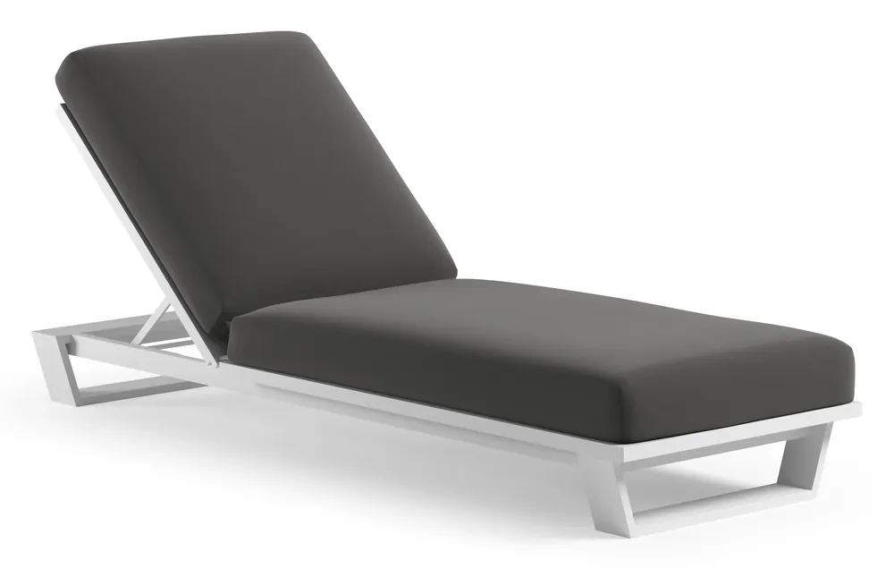 Aanbieding Pagino verstelbaar ligbed in wit aluminium met natte charcoal chine all weather sunbrella® luxe kussen