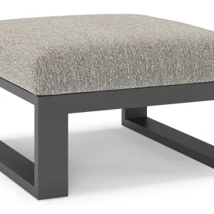 Weekendaanbieding Verato poef in zwart aluminium met tundra pepper all weather sunbrella® luxe kussen