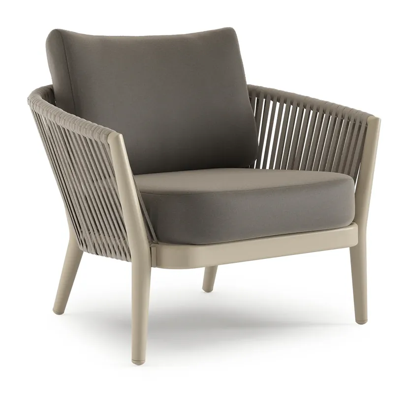 Hete Deal Orso loungestoel in beige aluminium en beige verticaal geweven luxe vlakke rope met Natte Carbon Beige all weather sunbrella® luxe kussen