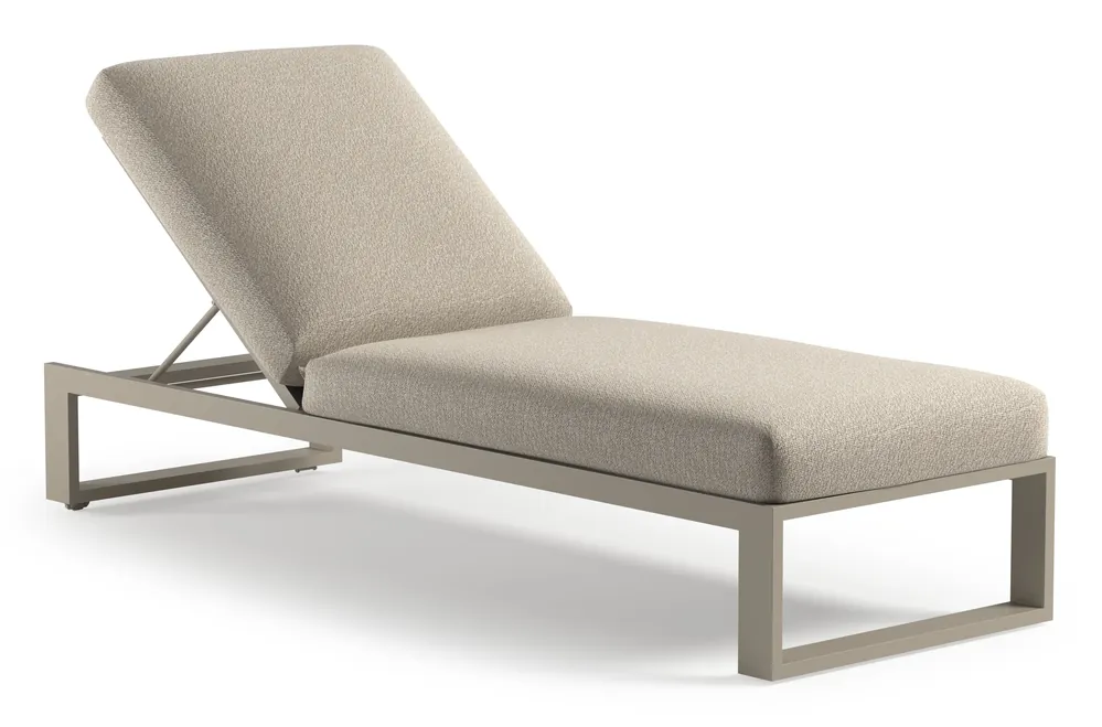 Verato verstelbaar ligbed in beige aluminium met marbella ecru all weather cosytica kussen Fabrieksprijs