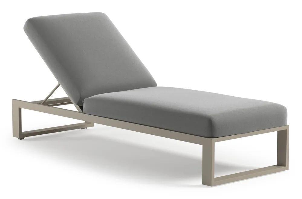 Koop Vandaag Verato verstelbaar ligbed in beige aluminium met savane grey all weather sunbrella® luxe kussen
