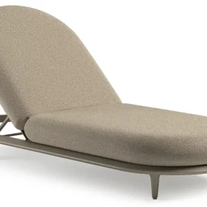 Aanbieding Bomero verstelbaar ligbed in beige aluminium met bora forest all weather cosytica kussen