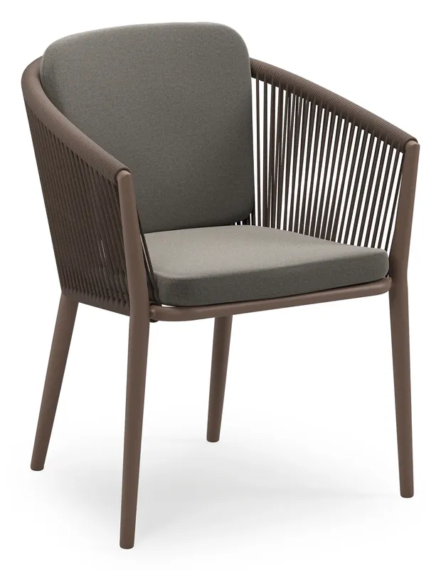 Orso stapelbare tuinstoel in taupe aluminium en taupe verticaal geweven ronde rope met stoelkussen in All Weather Sunbrella® Luxe Natte Dark Taupe Bestel Nu