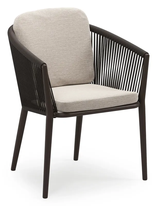 Hete Deal Orso stapelbare tuinstoel in donkerbruin aluminium en donkerbruin verticaal geweven ronde rope met stoelkussen in All Weather Sunbrella® Luxe Slow Farafra