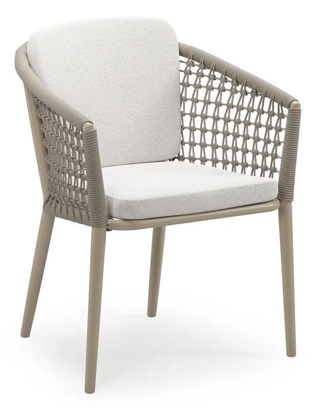 Must-Have Orso stapelbare tuinstoel in beige aluminium en beige visnet geweven ronde rope met stoelkussen in All Weather Solica Soul Optik