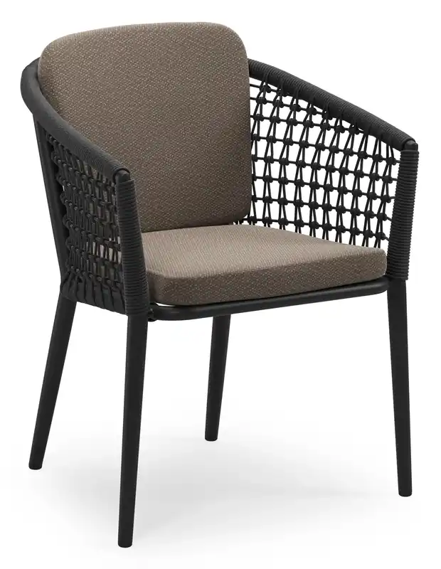 Orso stapelbare tuinstoel in zwart aluminium en zwart visnet geweven ronde rope met stoelkussen in All Weather Sunbrella® Luxe Lopi Coconut Populair