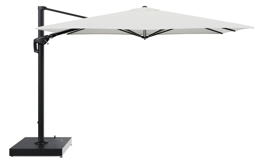 Minore zweefparasol met tiltfunctie in zwart aluminium en Natte White All Weather Sunbrella® Luxe parasoldoek - L1 280 x L2 370 cm met parasolvoet Minore 260 kg met wielen Nieuw