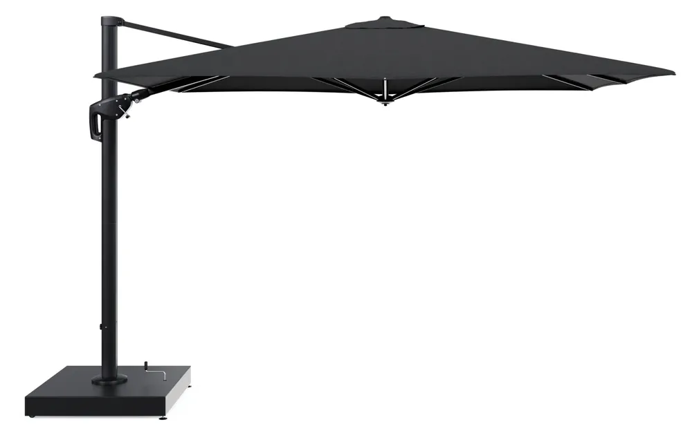Minore zweefparasol met tiltfunctie in zwart aluminium en Chartres Sooty All Weather Sunbrella® Luxe parasoldoek - L1 280 x L2 370 cm met parasolvoet Minore 260 kg met wielen Meest Verkocht